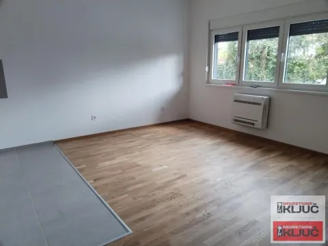 Prodaja, garsonjera, 32m², Lipov gaj, Novi Sad Sve Podlokacije - image 4