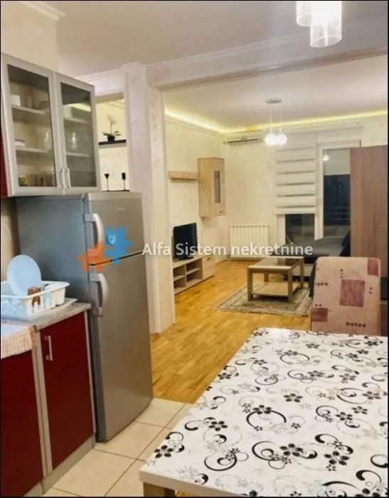 Izdavanje, stan, 40m², Crveni Krst, Beograd