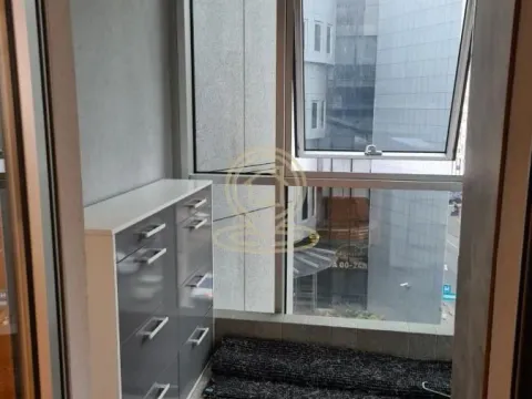 Izdavanje, trosoban stan, 83m², Vračar Hram, Vračar Sve Podlokacije - image 6