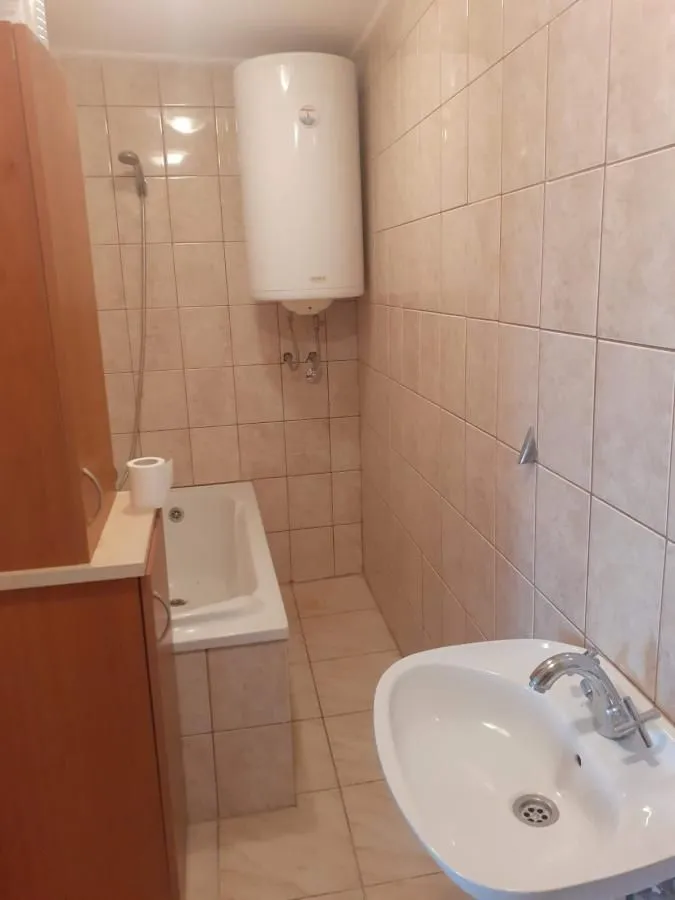Prodaja, kuća, 180m², Sremska Kamenica, Petrovaradin