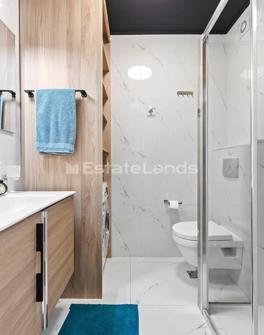 Prodaja, dvosoban stan, 68m², Centar, Tivat