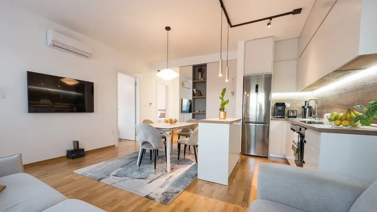 Sale, two bedroom apartment, 63m², Pod Kuk, Tivat