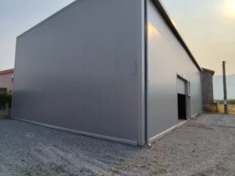 Izdavanje, poslovni prostor, 250m², Tuzi, Podgorica - image 9