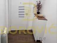 Izdavanje, četvorosoban stan, 87m², Vračar Sve Podlokacije, Beograd - image 4