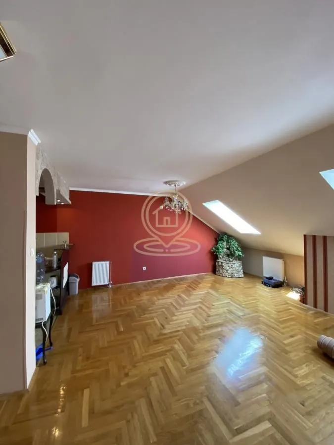 Prodaja, trosoban stan, 100m², Sajmište, Novi Sad