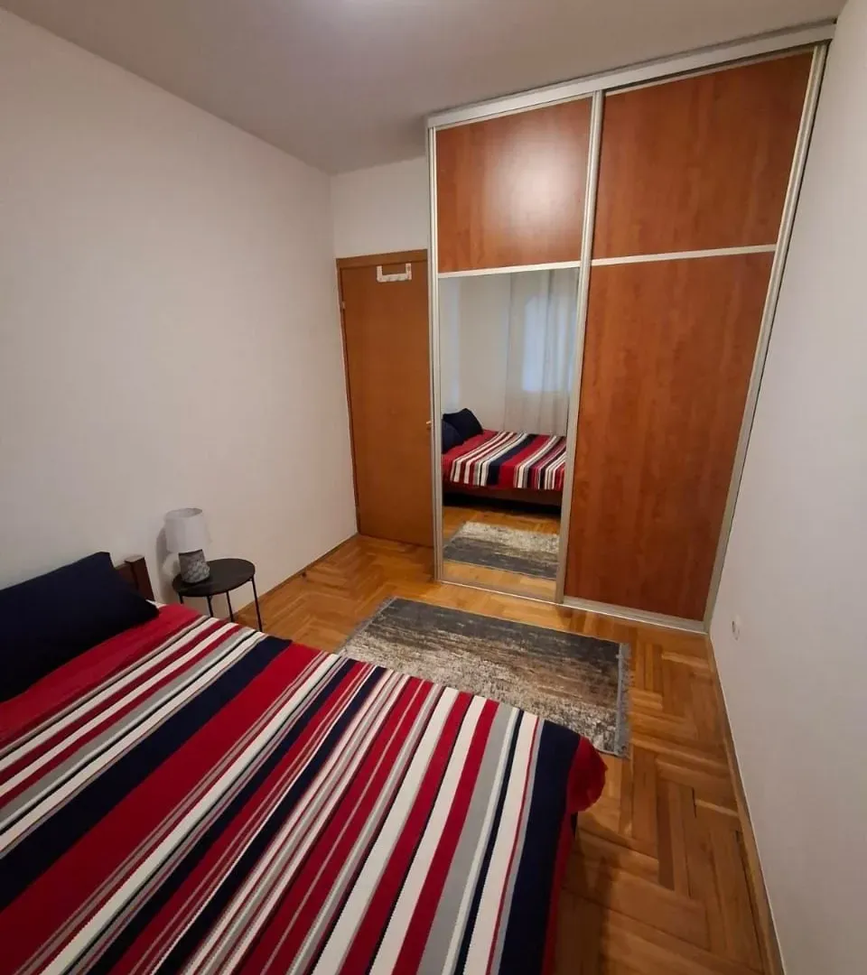 Rent, one bedroom apartment, 47m², Stari Aerodrom, Podgorica