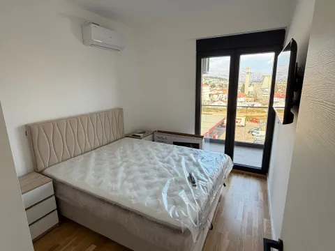 Izdavanje, dvosoban stan, 66m², Stari Aerodrom, Podgorica - image 8