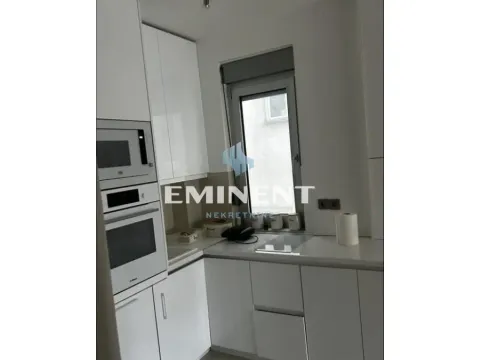 Izdavanje, dvosoban stan, 55m², Vračar Sve Podlokacije, Beograd - image 7