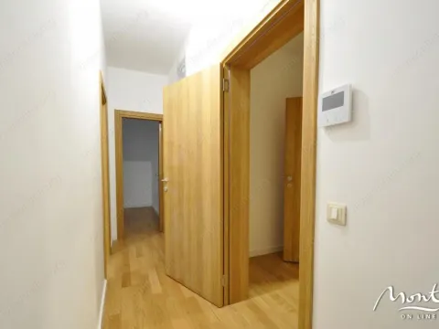 Sale, two bedroom apartment, 75m², Dobrota, Kotor - image 6