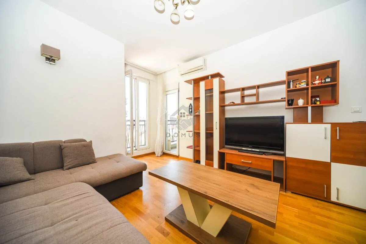 Prodaja, jednosoban stan, 46m², Stari Aerodrom, Podgorica