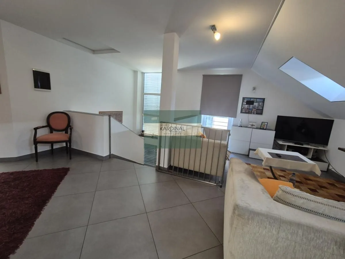 Prodaja, kuća, 528m², Budžino brdo, Jagodina