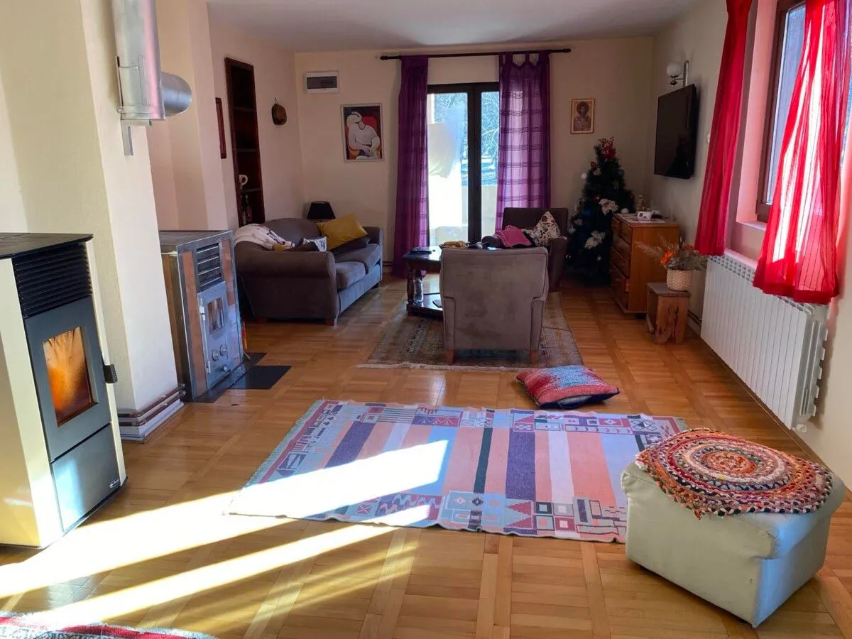 Prodaja, dvosoban stan, 153m², Centar, Kolašin