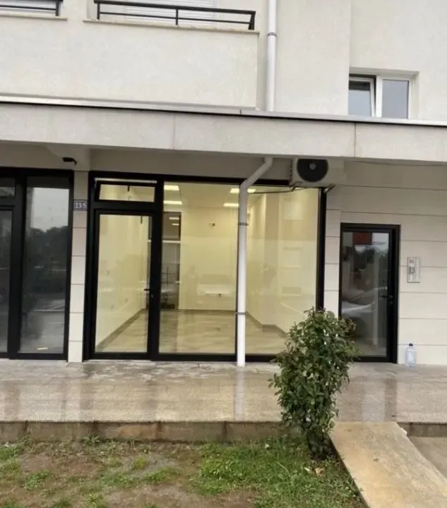 Izdavanje, poslovni prostor, 28m², Tuški Put, Podgorica