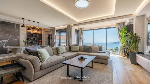 Sale, three bedroom apartment, 125m², Bečići, Budva - image 2