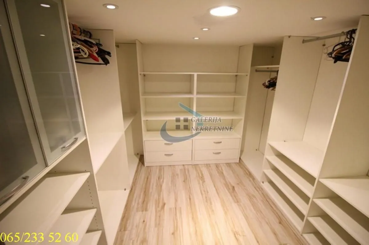 Sale, apartment, 170m², Savski Venac, Beograd