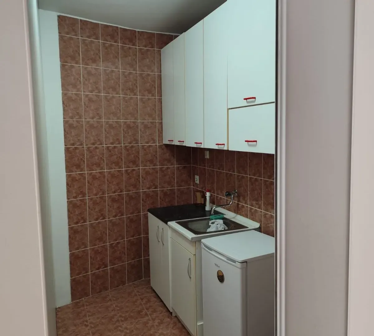 Izdavanje, jednosoban stan, 33m², Centar, Podgorica