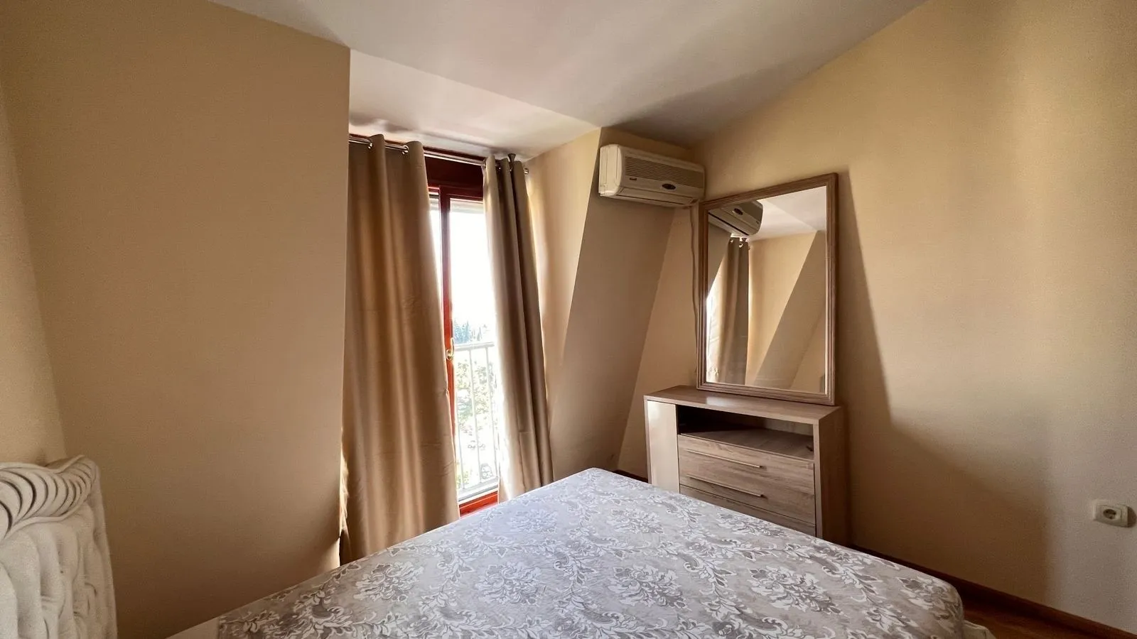 Rent, one bedroom apartment, 53m², Pobrežje, Podgorica