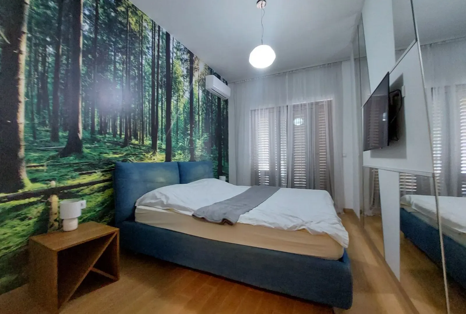 Rent, one bedroom apartment, 57m², Dobrota, Kotor