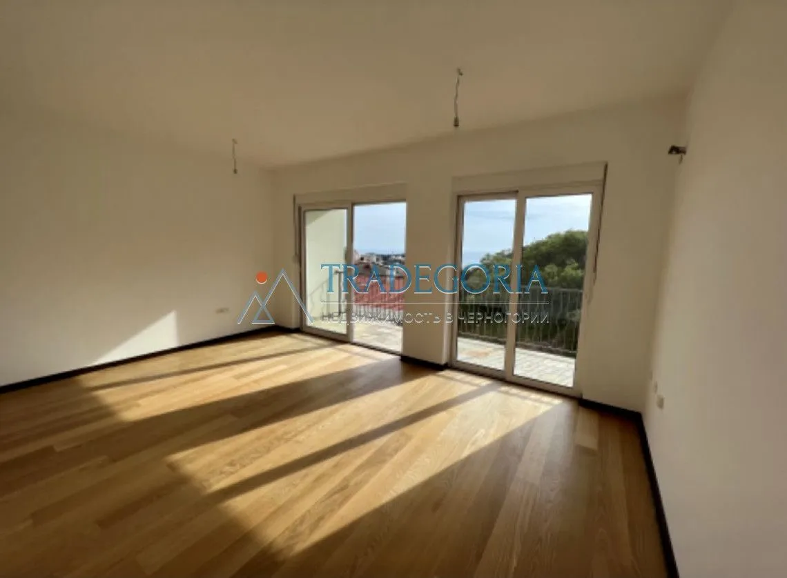 Prodaja, dvosoban stan, 70m², Pržno, Budva