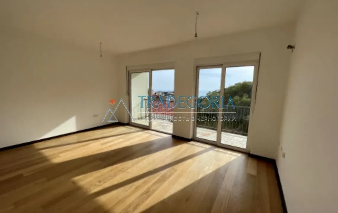 Prodaja, dvosoban stan, 70m², Pržno, Budva