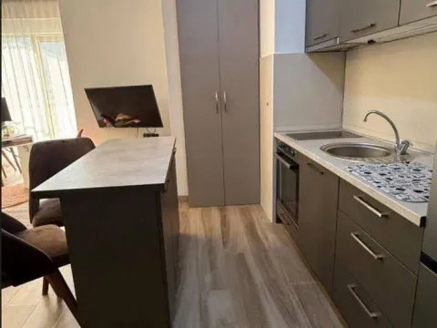 Rent, one bedroom apartment, 40m², Centar, Budva - image 3