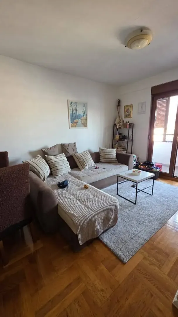 Prodaja, jednosoban stan, 45m², Stari Aerodrom, Podgorica