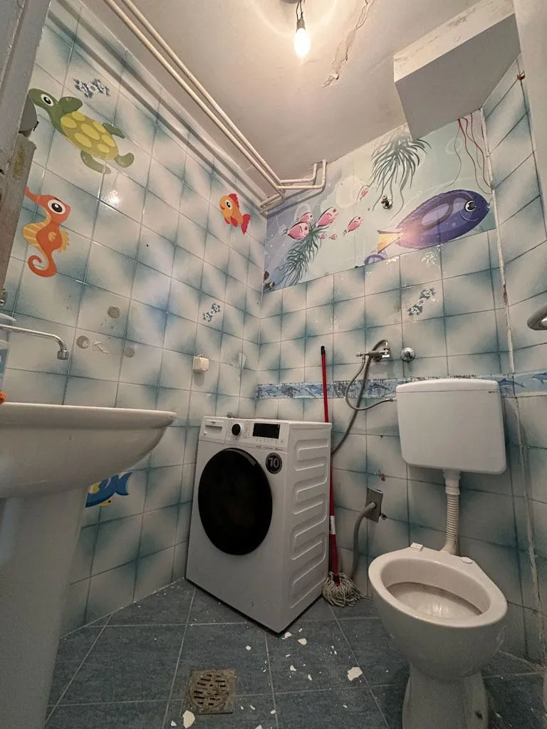 Izdavanje, kuća, 200m², Stari Aerodrom, Podgorica