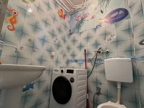 Izdavanje, kuća, 200m², Stari Aerodrom, Podgorica - image 12