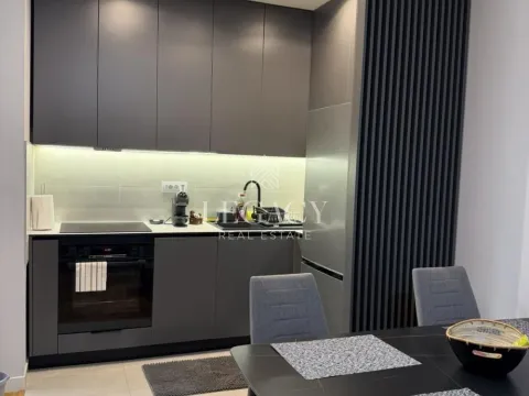 Rent, two bedroom apartment, 50m², Đeram Pijaca, Beograd - image 10