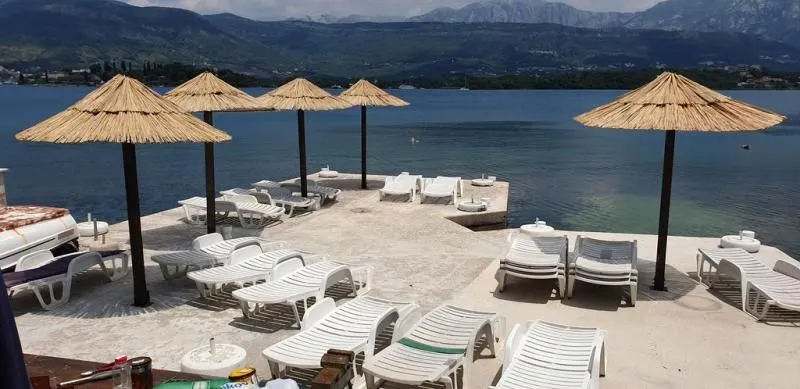 Prodaja, kuća, 511m², Đuraševići, Tivat