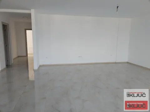 Prodaja, četvorosoban stan, 151m², Veternik, Novi Sad Sve Podlokacije - image 7