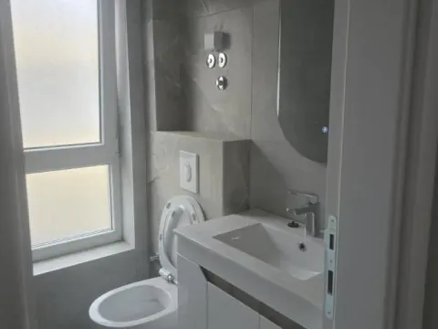 Izdavanje, trosoban stan, 73m², Bulevar patrijarha Pavla, Novi Sad Sve Podlokacije - image 9