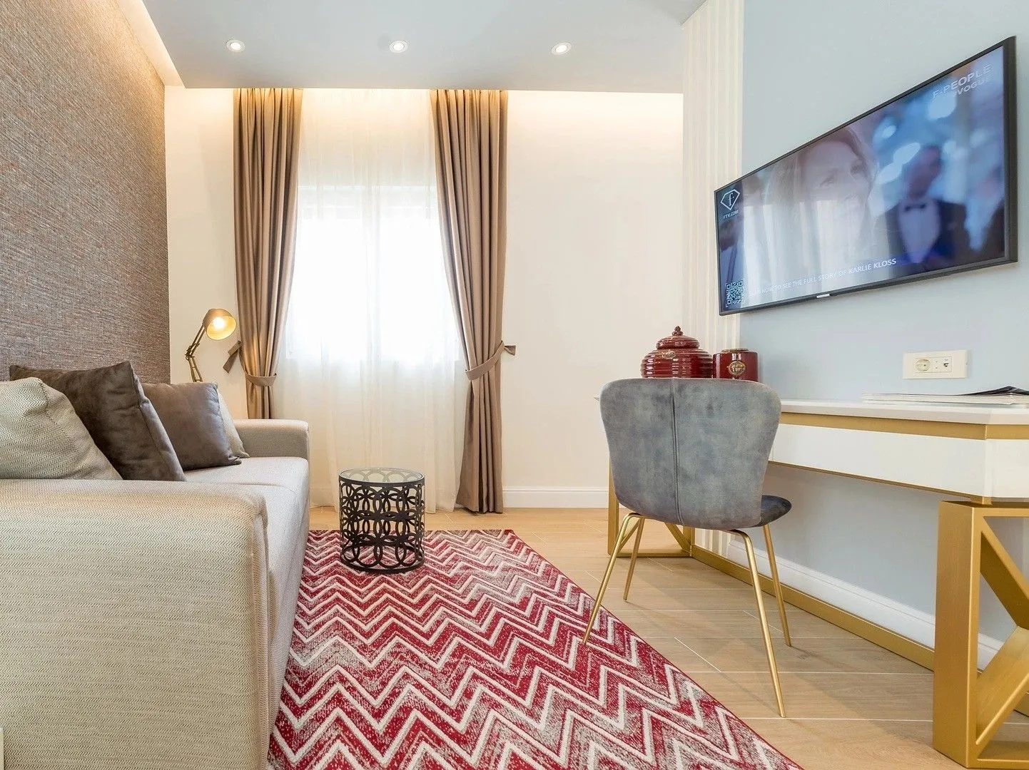 Prodaja, ugostiteljski objekat, 320m², Podkošljun, Budva