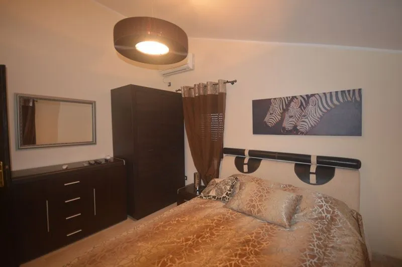 Sale, house, 230m², Stoliv, Kotor