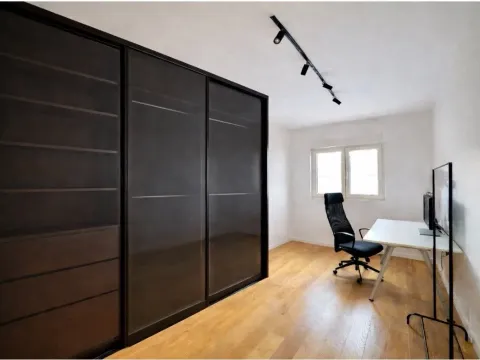 Prodaja, dvosoban stan, 70m², Central Point, Podgorica - image 12