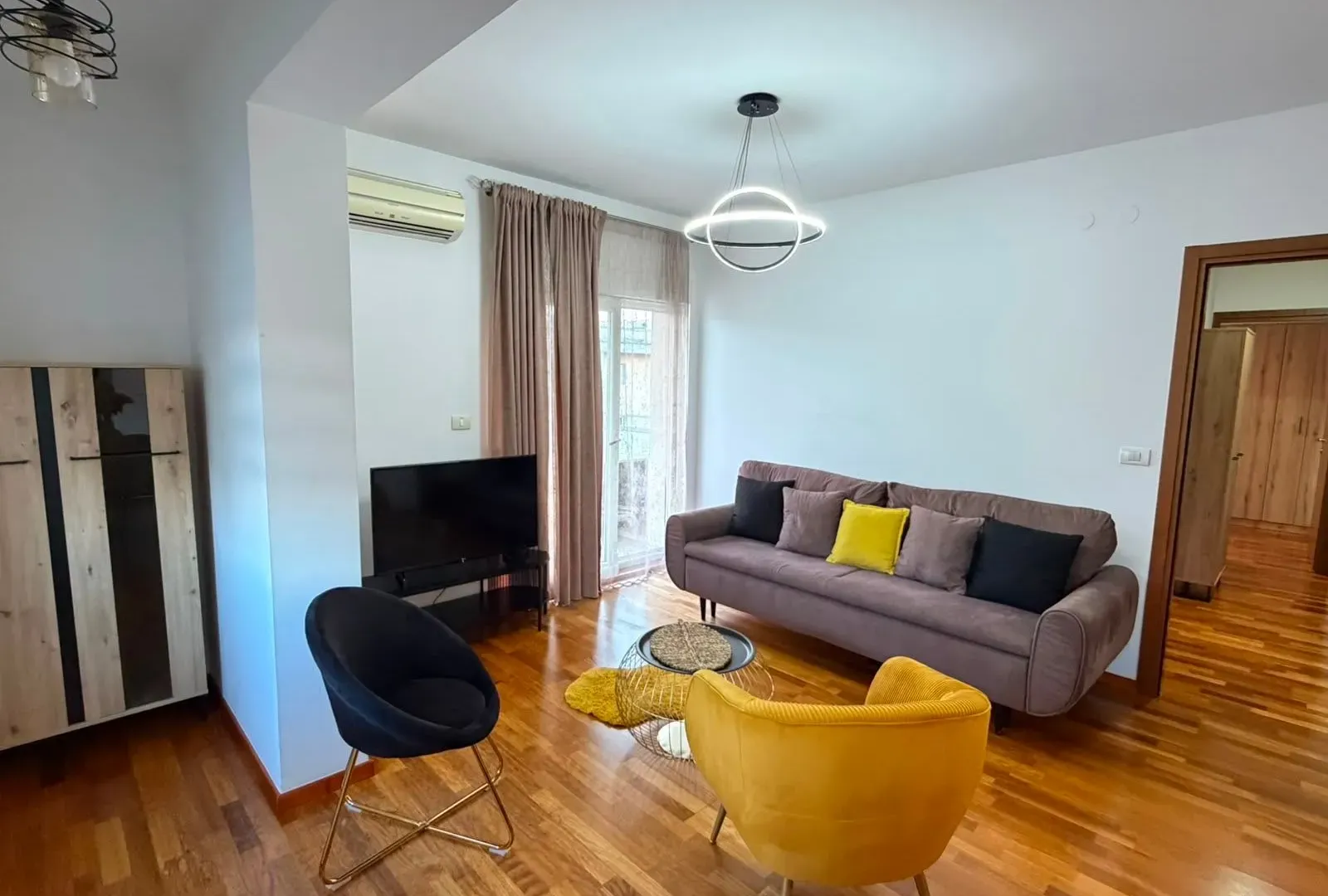 Rent, two bedroom apartment, 68m², City Kvart, Podgorica
