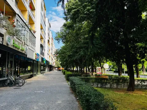Prodaja, trosoban stan, 100m², Preko Morače, Podgorica - image 3
