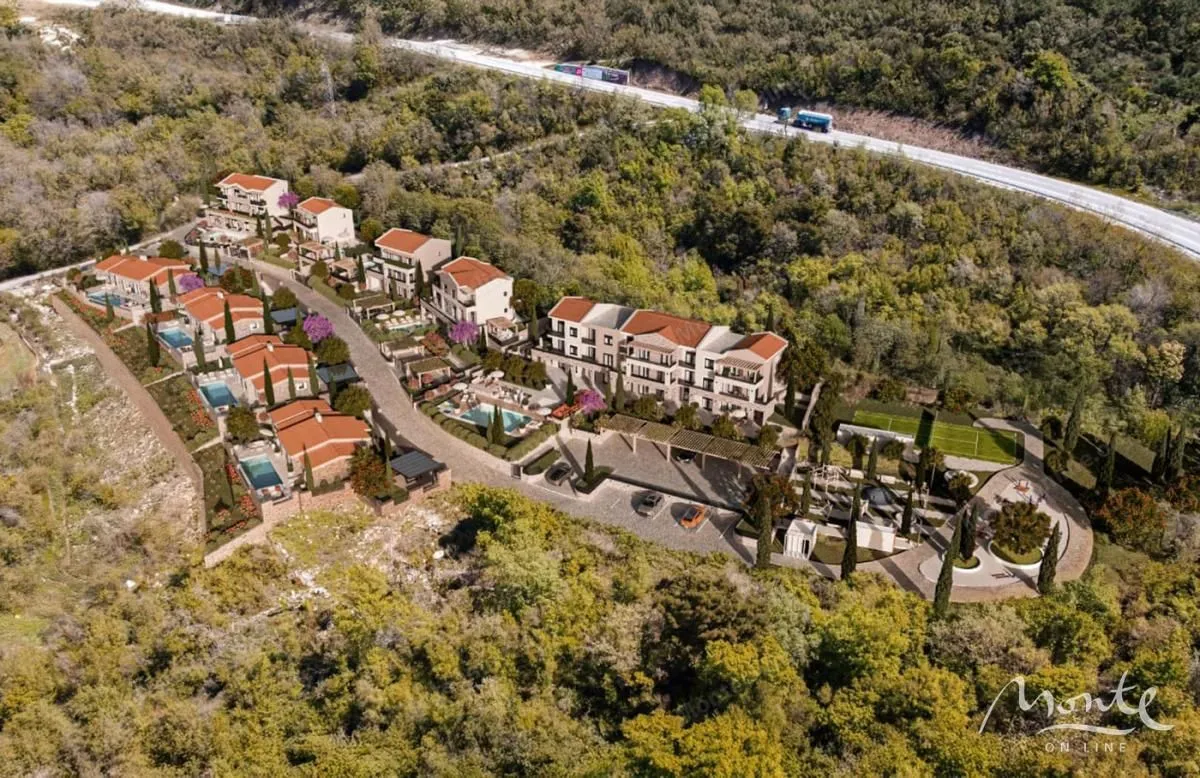 Prodaja, kuća, 194m², Markovići, Budva