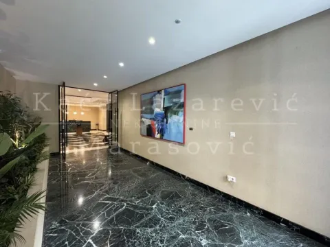 Rent, four bedroom apartment, 132m², Kalenić Pijaca, Vračar Sve Podlokacije - image 16