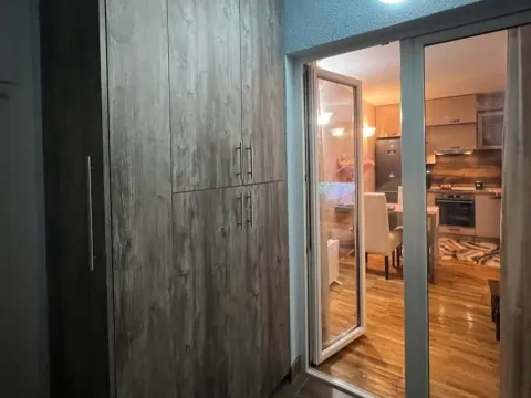 Rent, one bedroom apartment, 39m², Babin Do, Budva - image 6