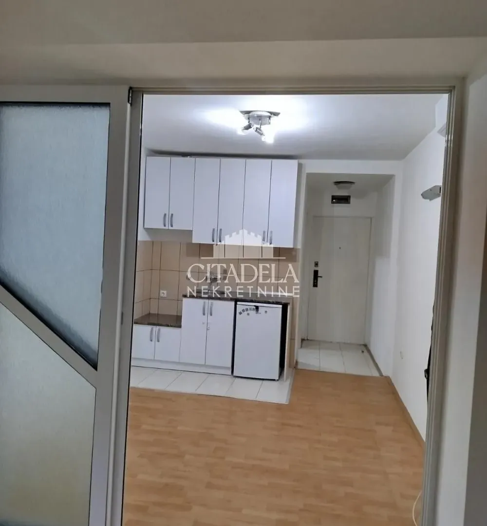 Sale, apartment, 21m², Čukarica, Beograd