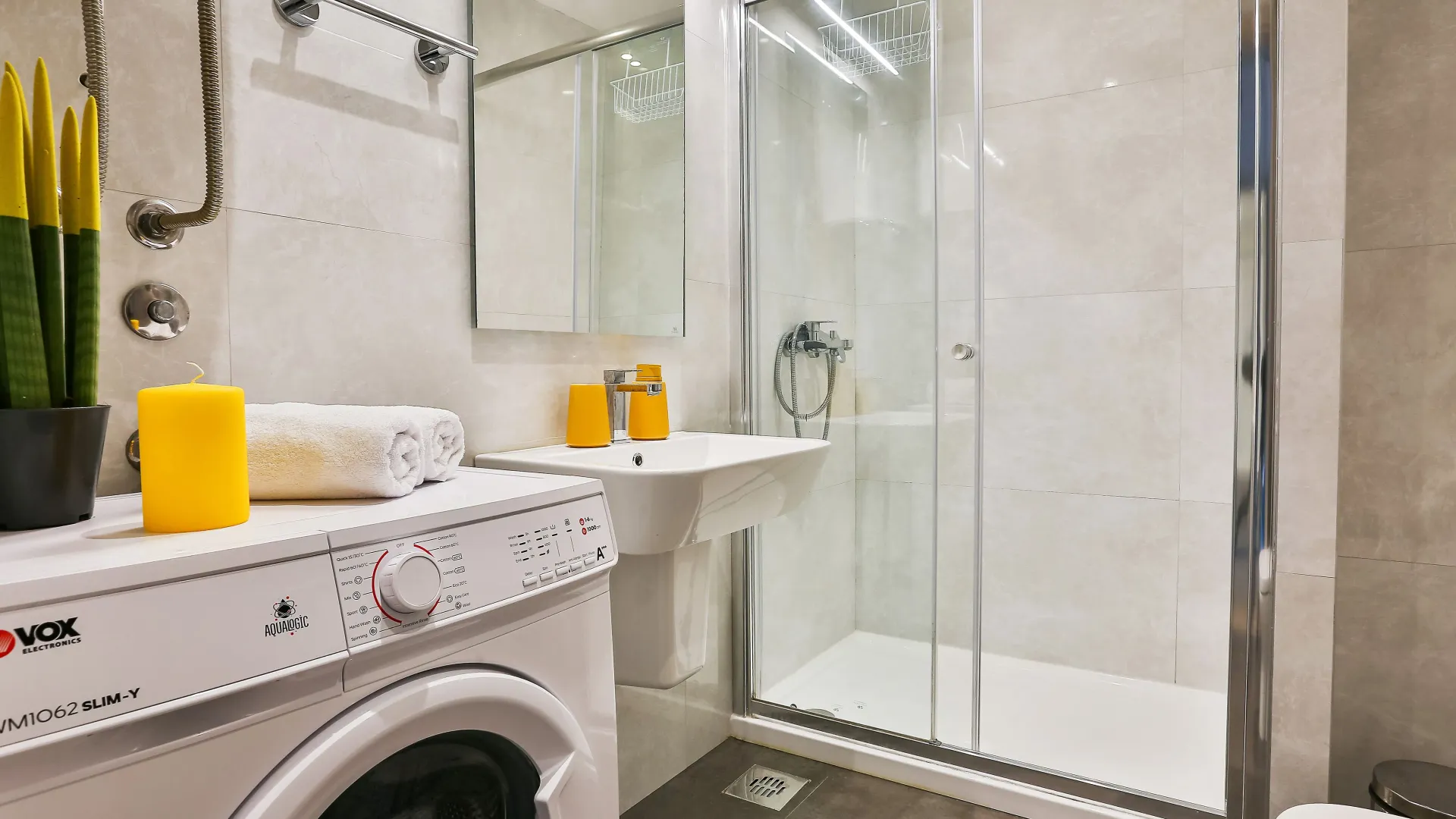 Rent, one bedroom apartment, 47m², Centar, Budva