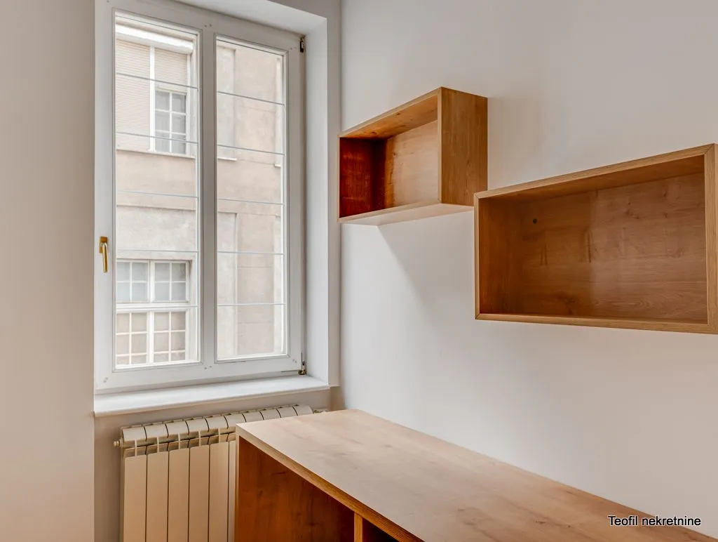 Rent, three bedroom apartment, 82m², Stari Grad, Beograd