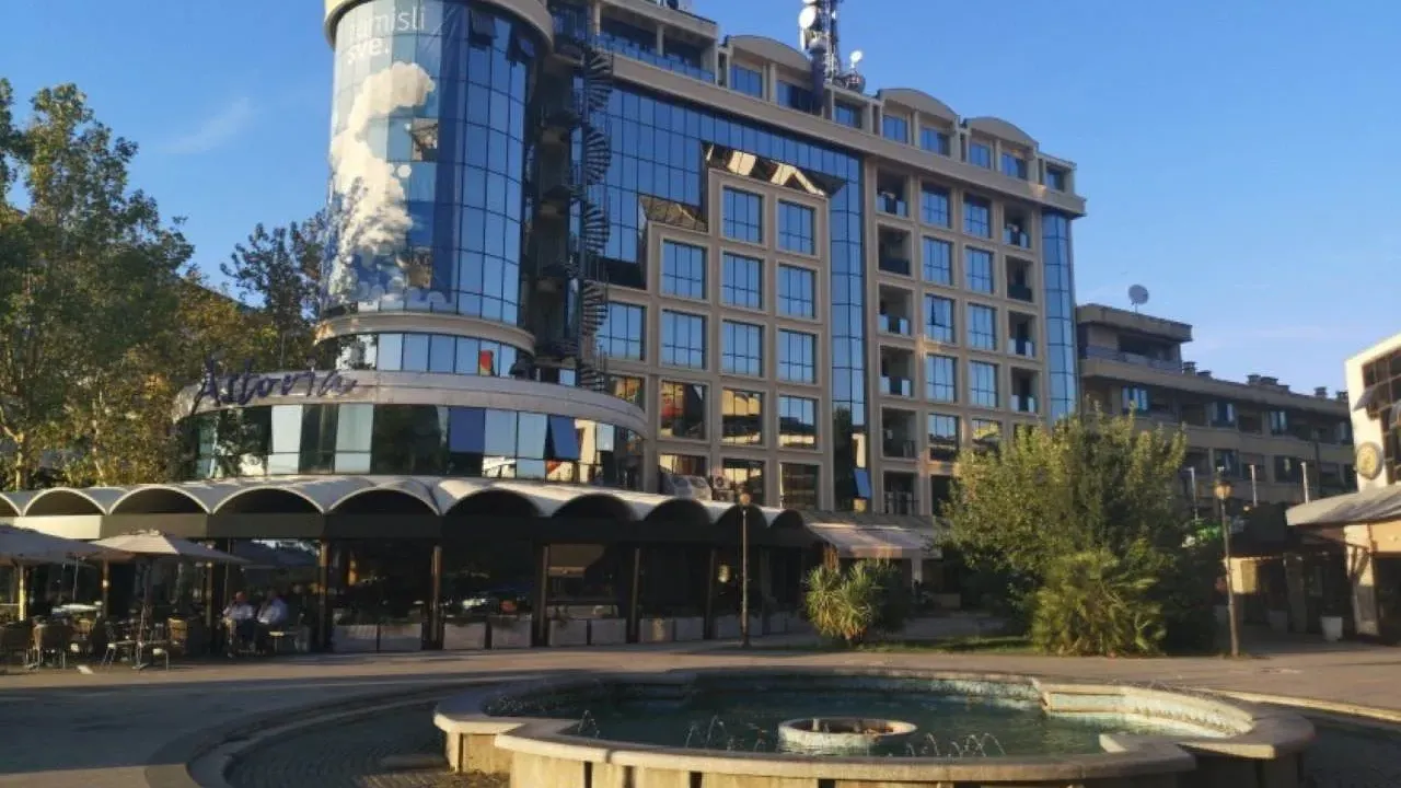 Rent, office space, 615m², Preko Morače, Podgorica