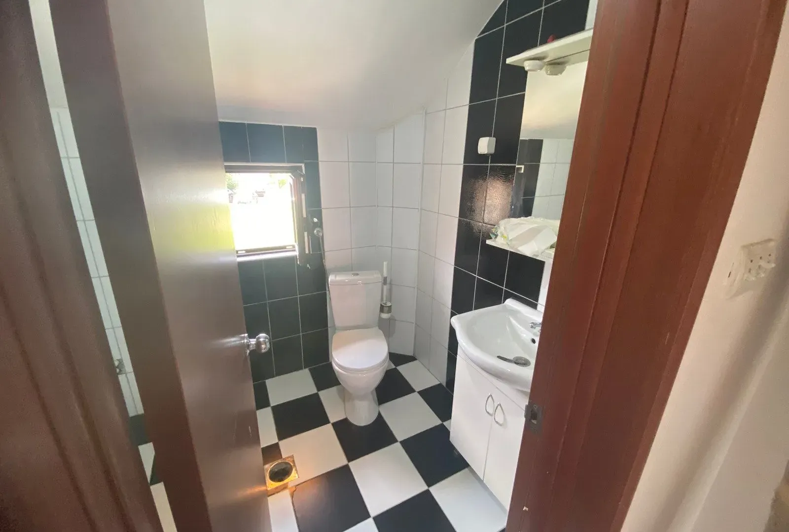 Rent, house, 85m², Zagorič, Podgorica