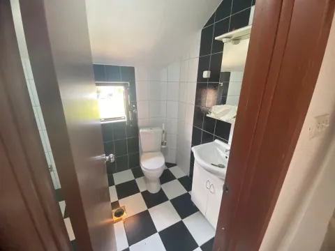 Rent, house, 85m², Zagorič, Podgorica - image 10