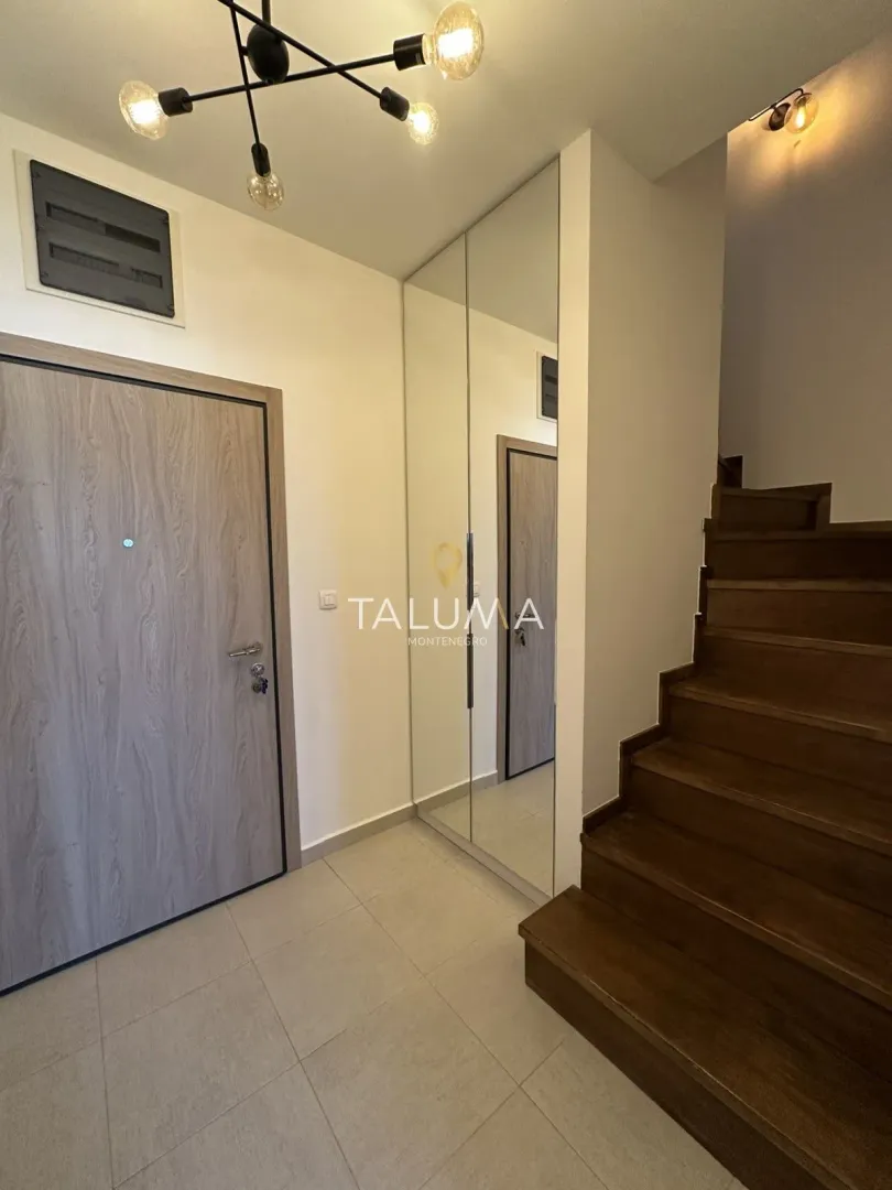Izdavanje, dvosoban stan, 79m², City Kvart, Podgorica
