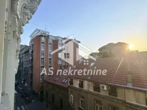 Rent, apartment, 147m², Stari Grad, Beograd - image 12