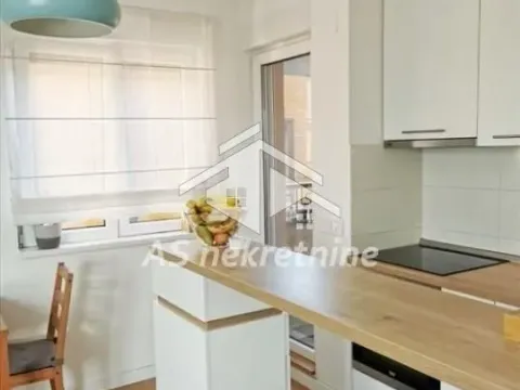 Izdavanje, dvosoban stan, 41m², Zemun Cara Dušana, Zemun Sve Podlokacije - image 8