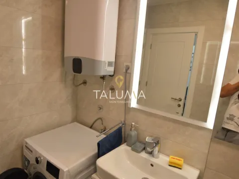 Izdavanje, jednosoban stan, 48m², Tološi, Podgorica - image 9